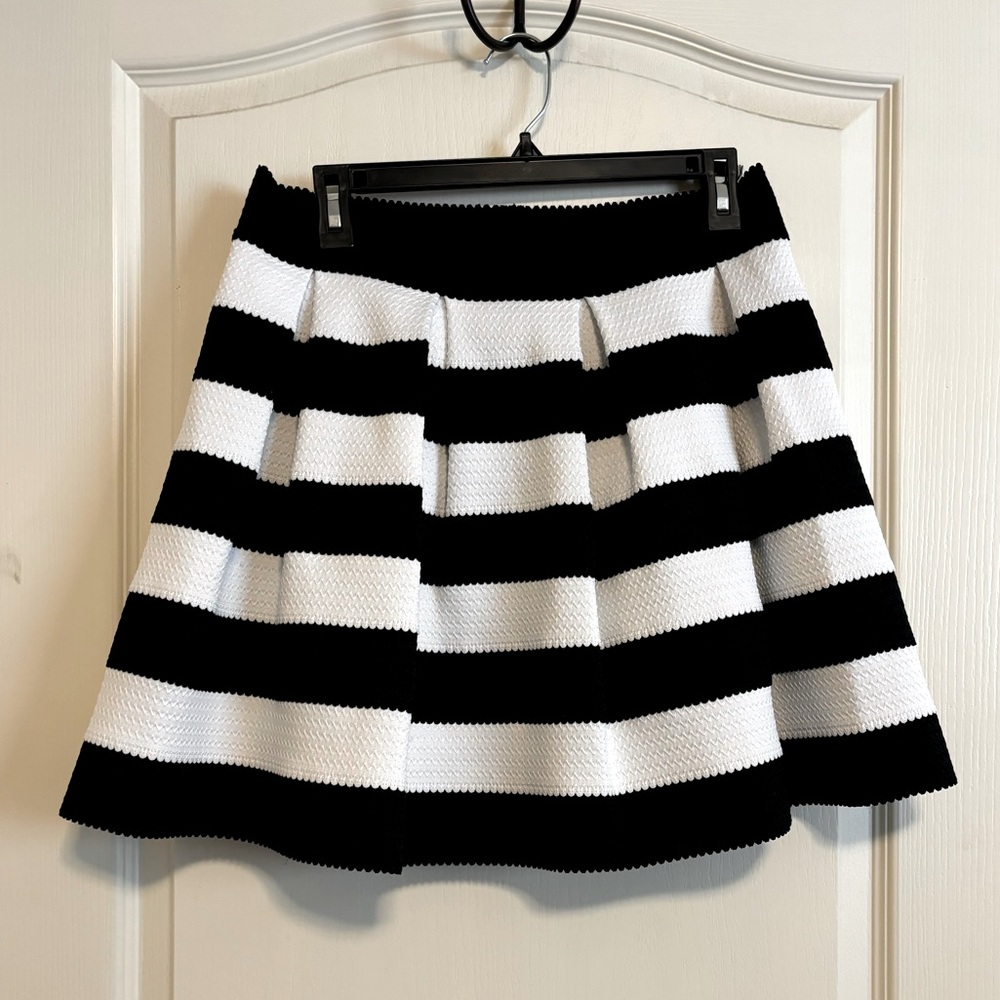 Express Pull on Skirt